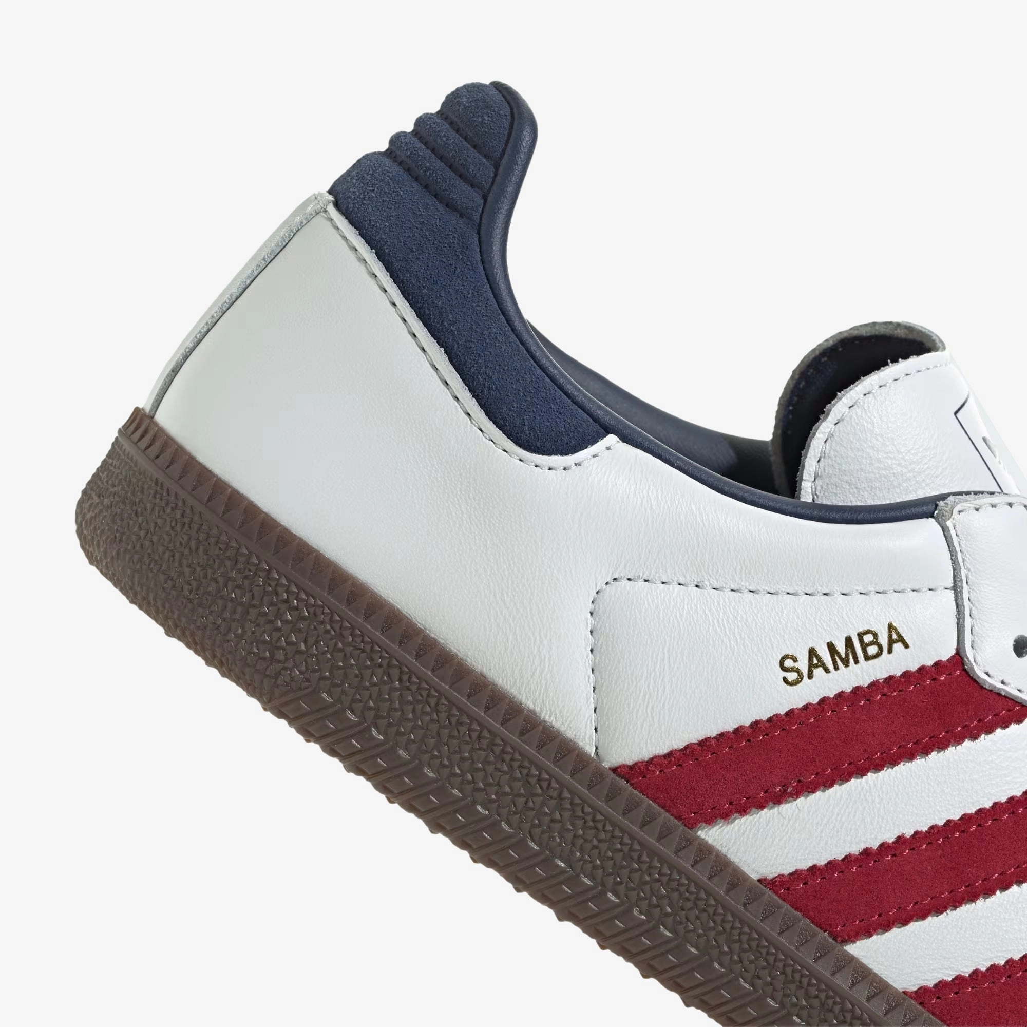 ADIDAS ORIGINALS | SAMBA OG { CORE WHITE/TEAM VICTORY RED/NIGHT INDIGO