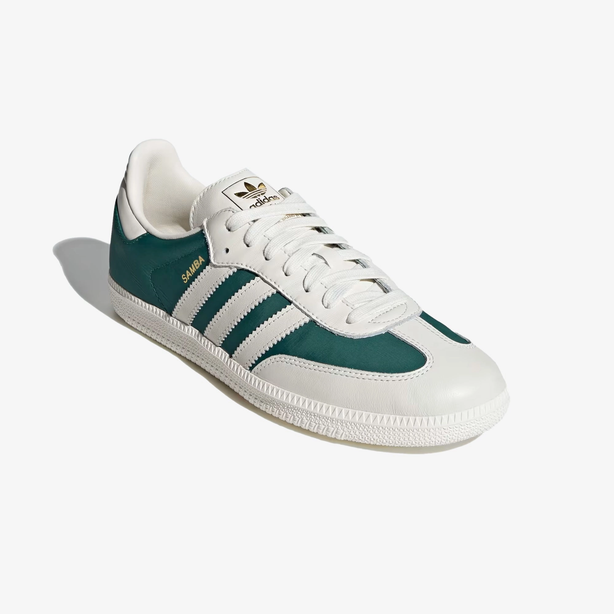 ADIDAS ORIGINALS | SAMBA OG { OFF WHITE/COLLEGIATE GREEN