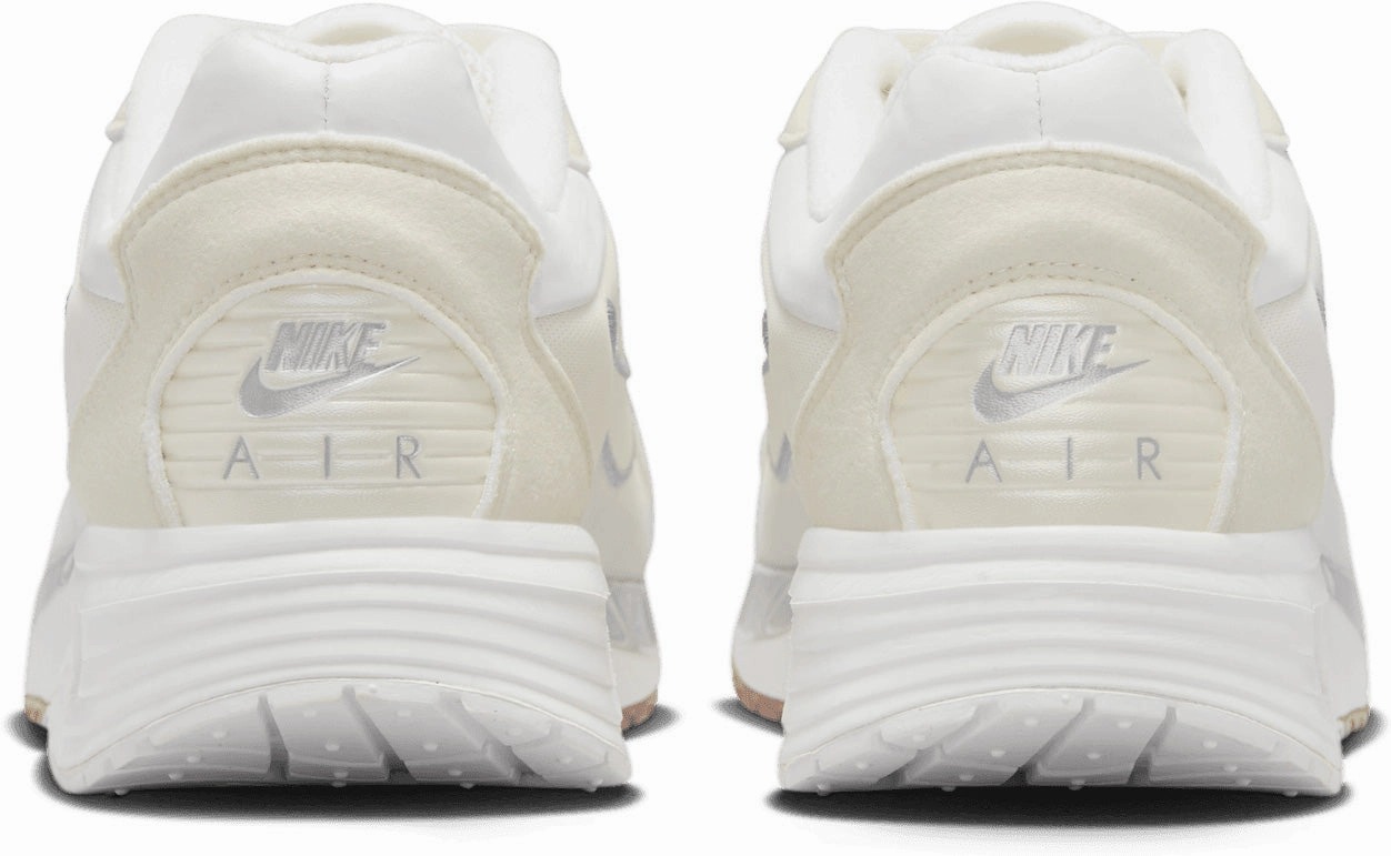 Air Max Solo Shoes