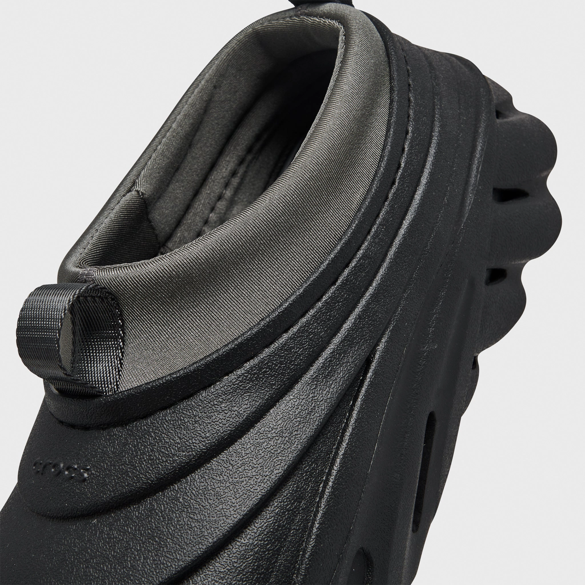 Crocs Echo Storm / Black