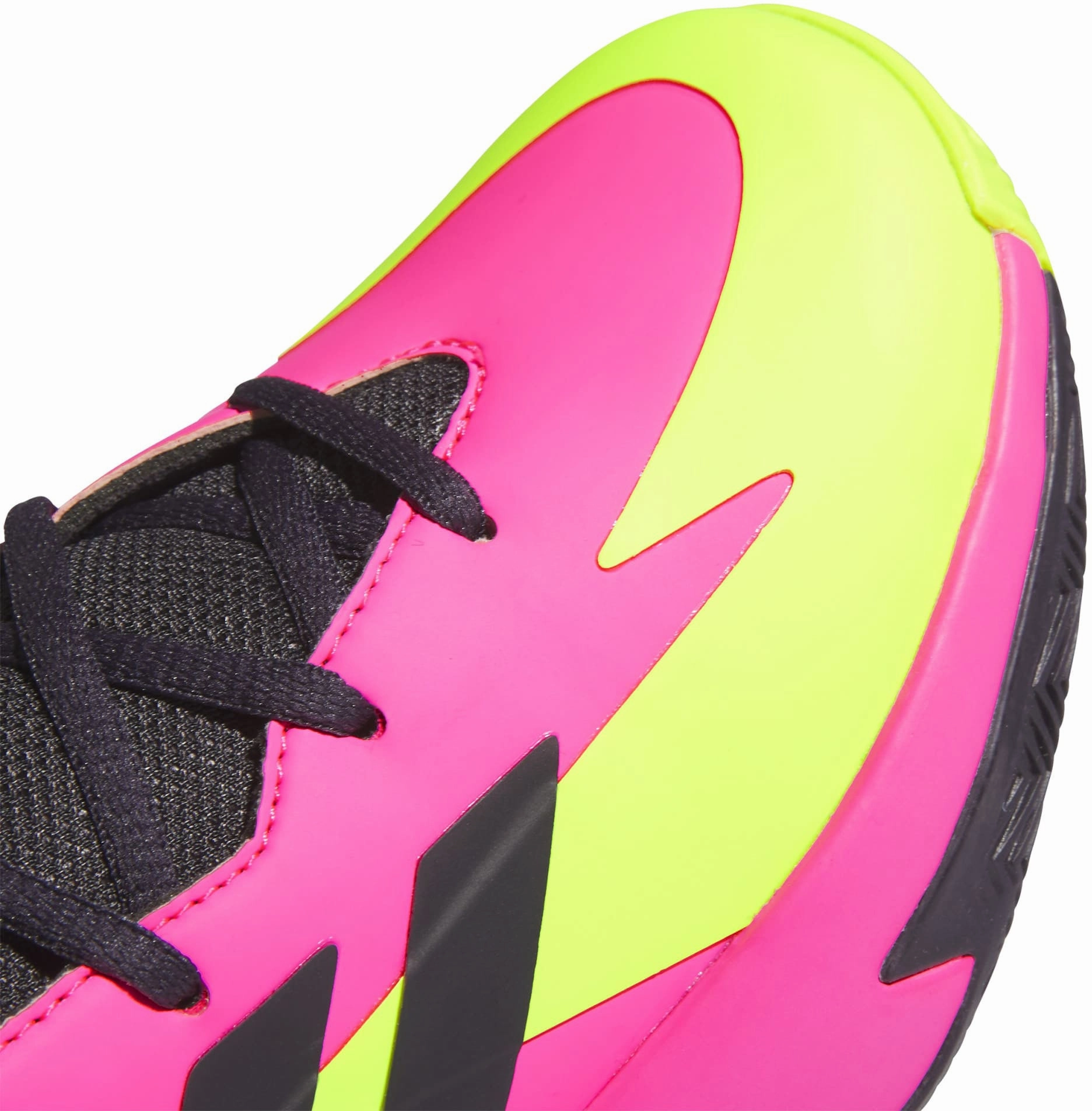 Cross 'Em Up Select Mid Junior's Basketball Shoes