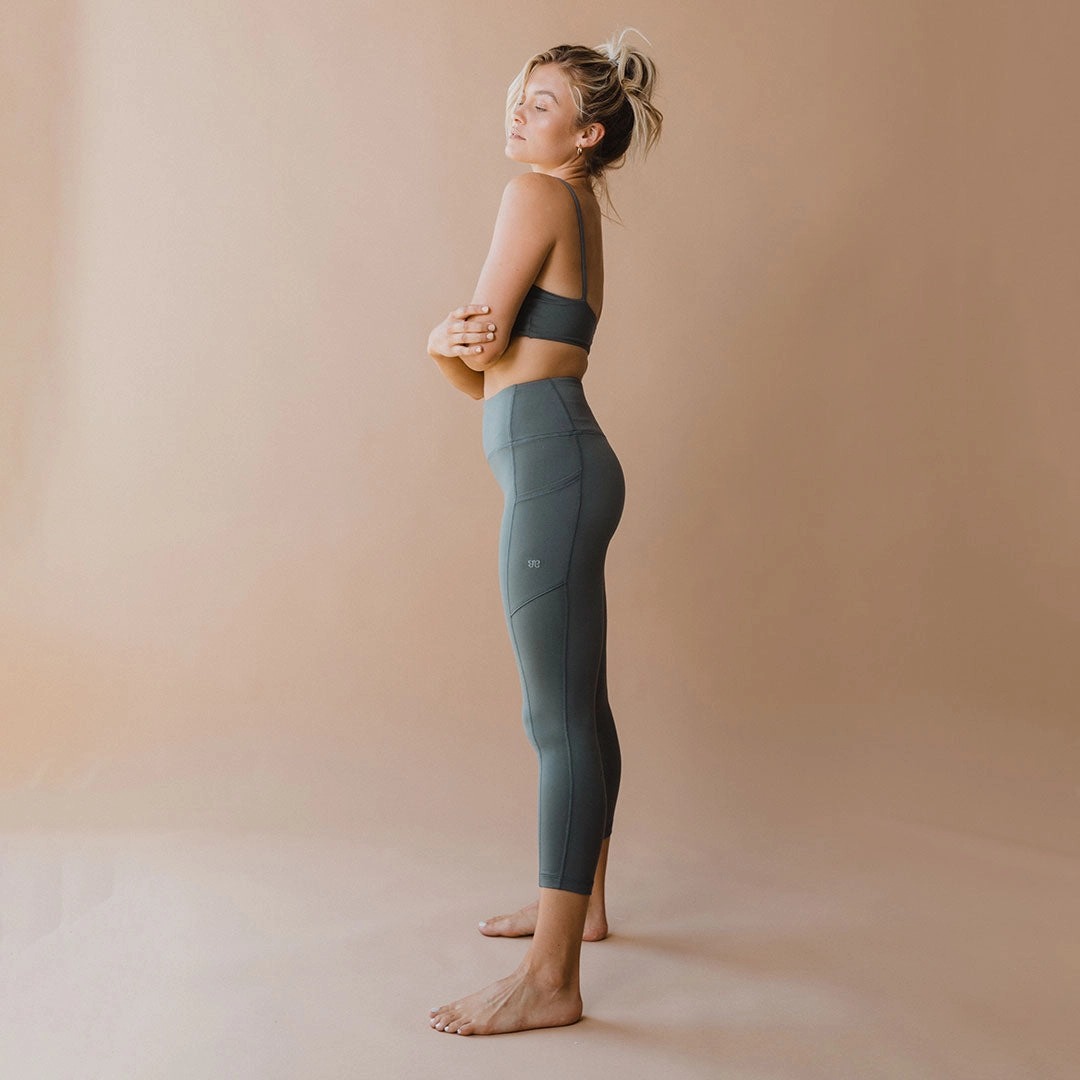 Intention Flow 3/4 Leggings, Charcoal