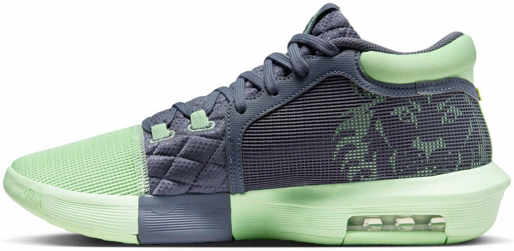 LeBron Witness 8 Men's Basketball Shoes