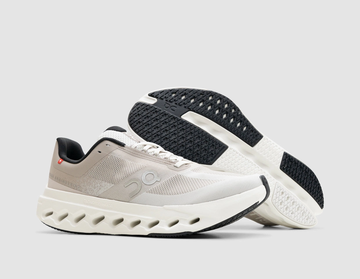 On Cloudsurfer Next Fog / Ivory