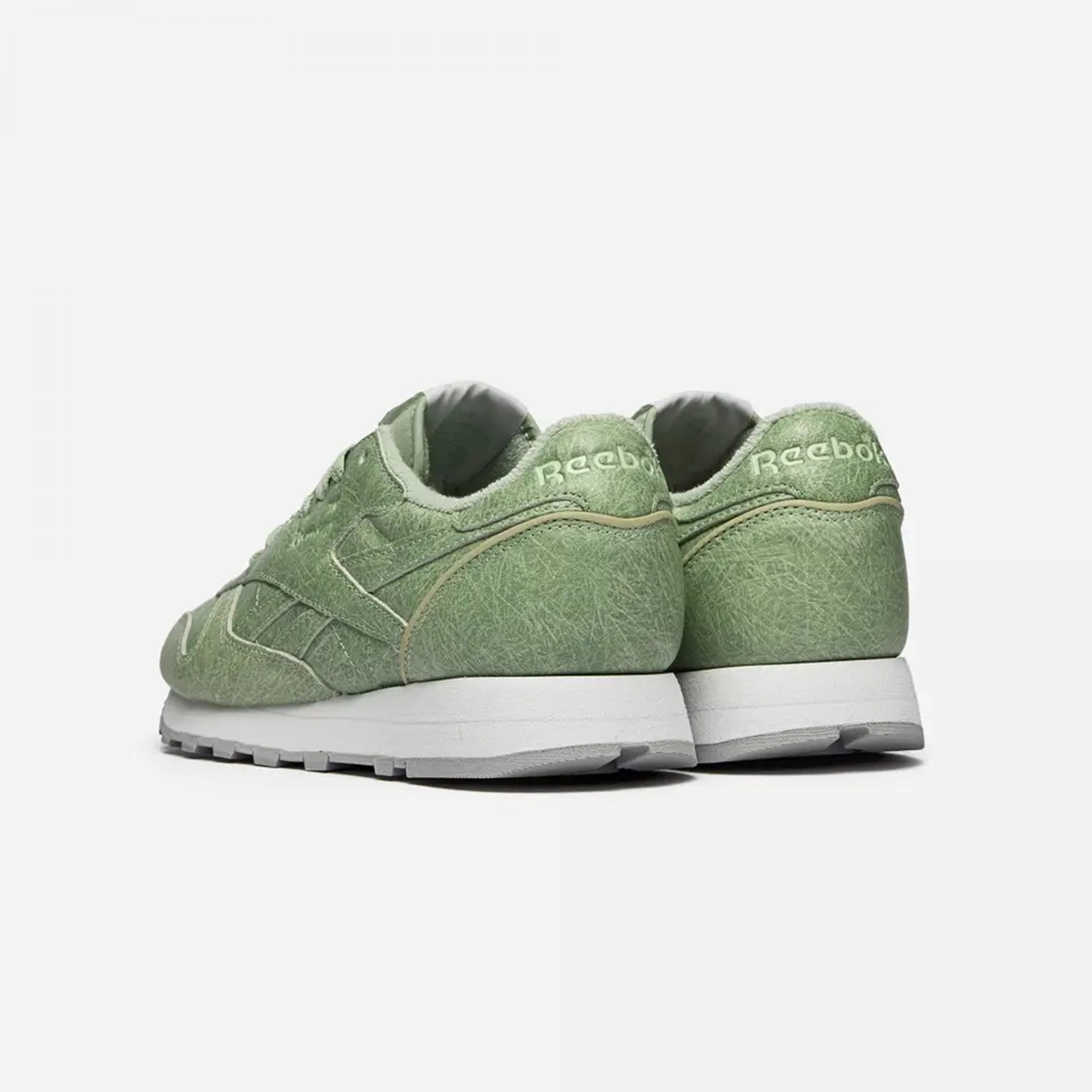 Reebok | EAMES CLASSIC LEATHER  { LIGHT SAGE