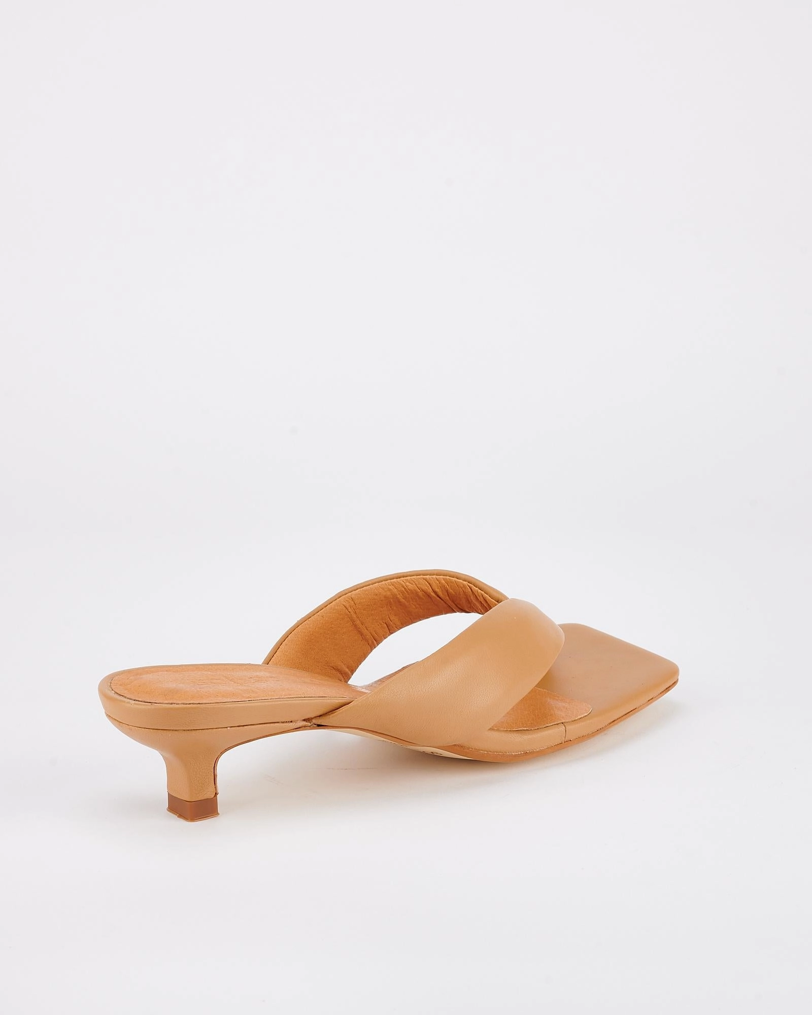 Sir Heel Tan
