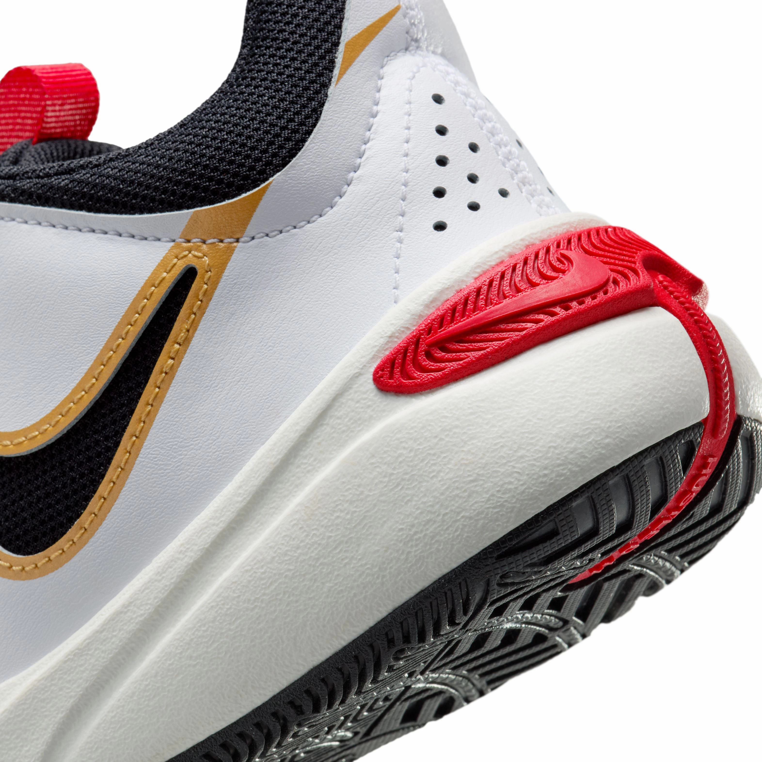 Team Hustle D 11 Junior's Basketball Shoes