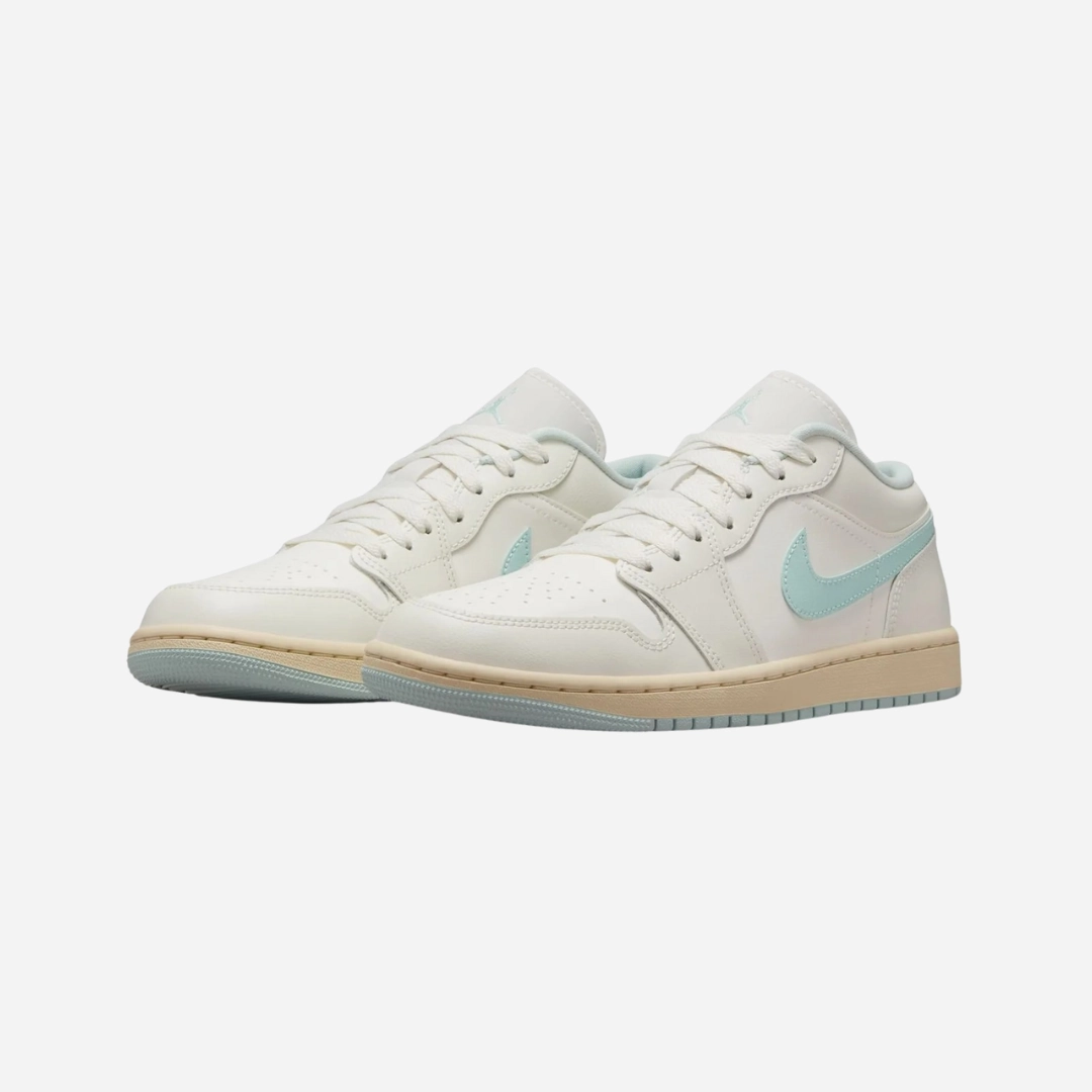 womens jordan 1 low (sail/igloo)